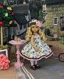 Retro Robin - dress, hat, tights & shoes for Little Darling Doll or other 33cm doll