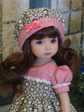 Christmas Wreaths - dress, hat, tights & shoes for Little Darling Doll or 33cm BJD