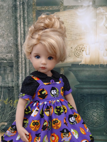 Costume Parade - dress, blouse, tights & shoes for Little Darling Doll or 33cm BJD