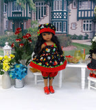 Engelbreit Flowers - babydoll top, bloomers, hat & sandals for Little Darling Doll or 33cm BJD