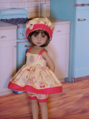 Frosted Cupcake - babydoll top, bloomers, hat & sandals for Little Darling Doll