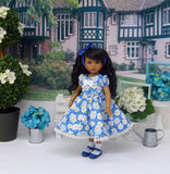 Simple Daisy - dress, socks & shoes for Little Darling Doll or other 33cm BJD