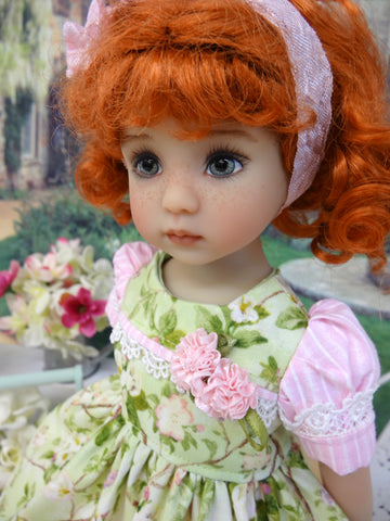 Summer Dogwood - dress, tights & shoes for Little Darling Doll or 33cm BJD